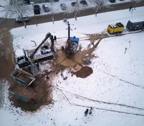 Probebohrung von Oben mit Geräten